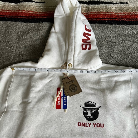 Filson Smokey Bear Sweatshirt - Picture 2 of 16